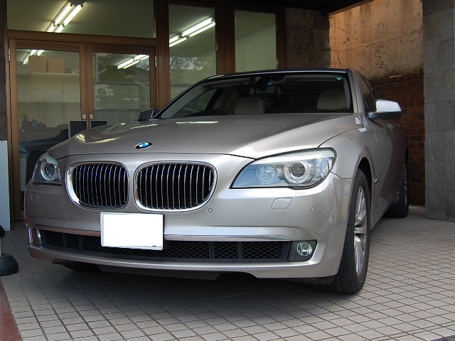 BMW750写真