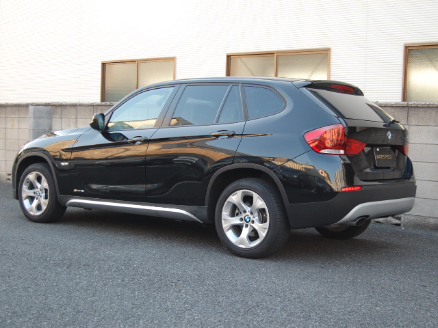 BMW　X1左側面