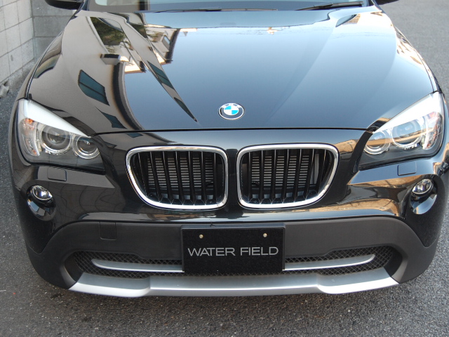 BMW　X1正面写真
