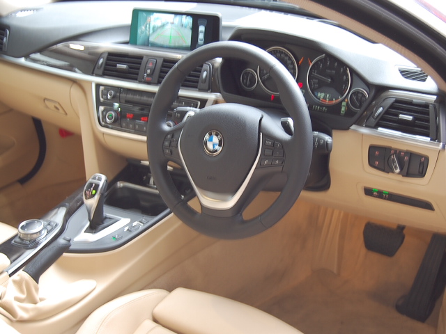 BMW4シリーズ内装写真