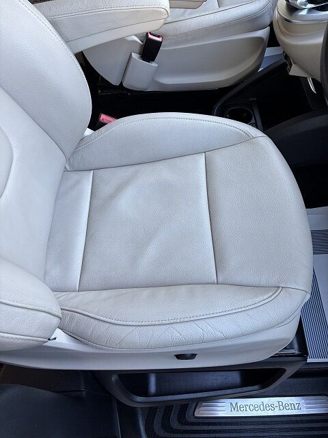 レザーシート清掃後